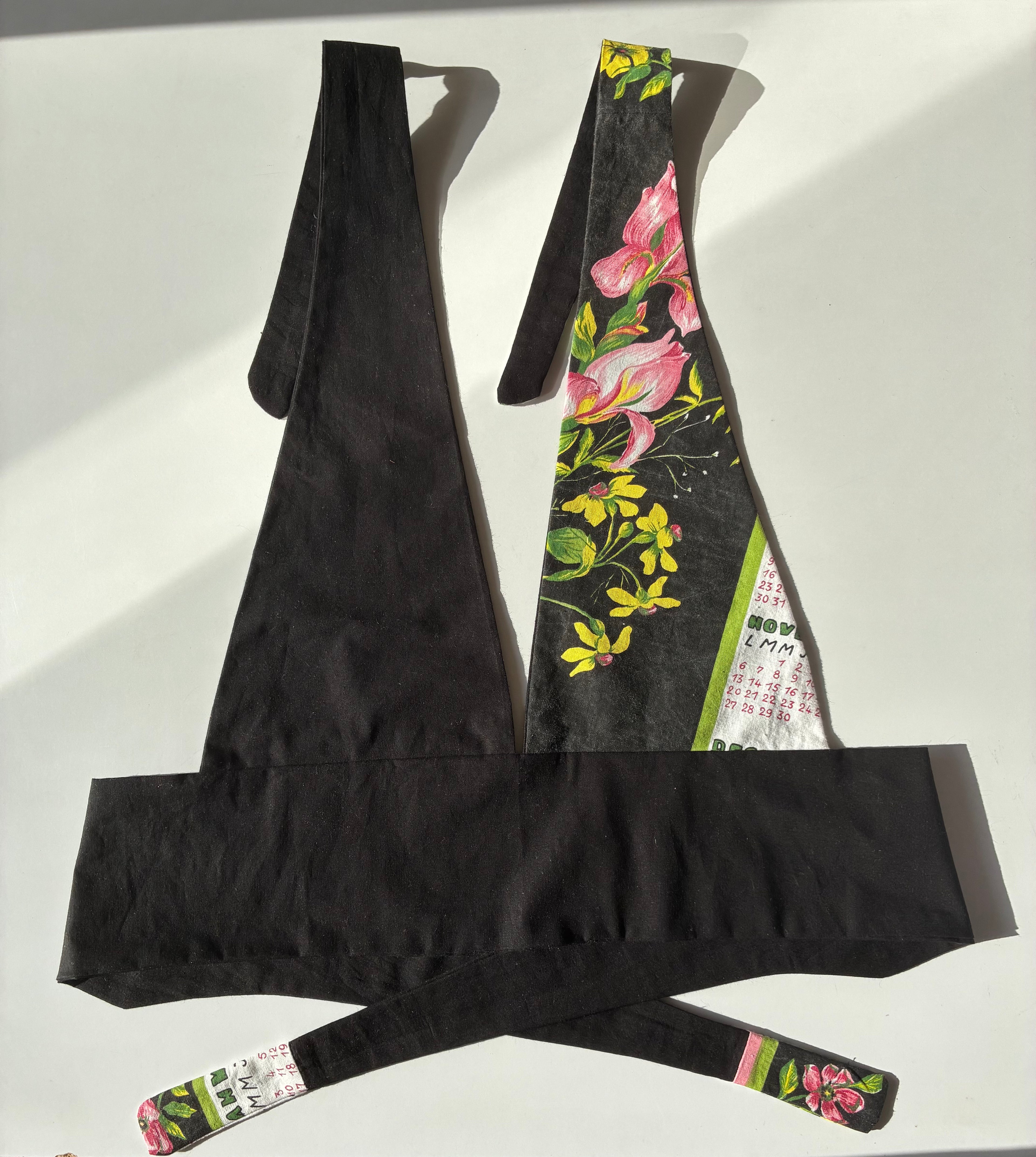 Haut fleurs jaunes taille M